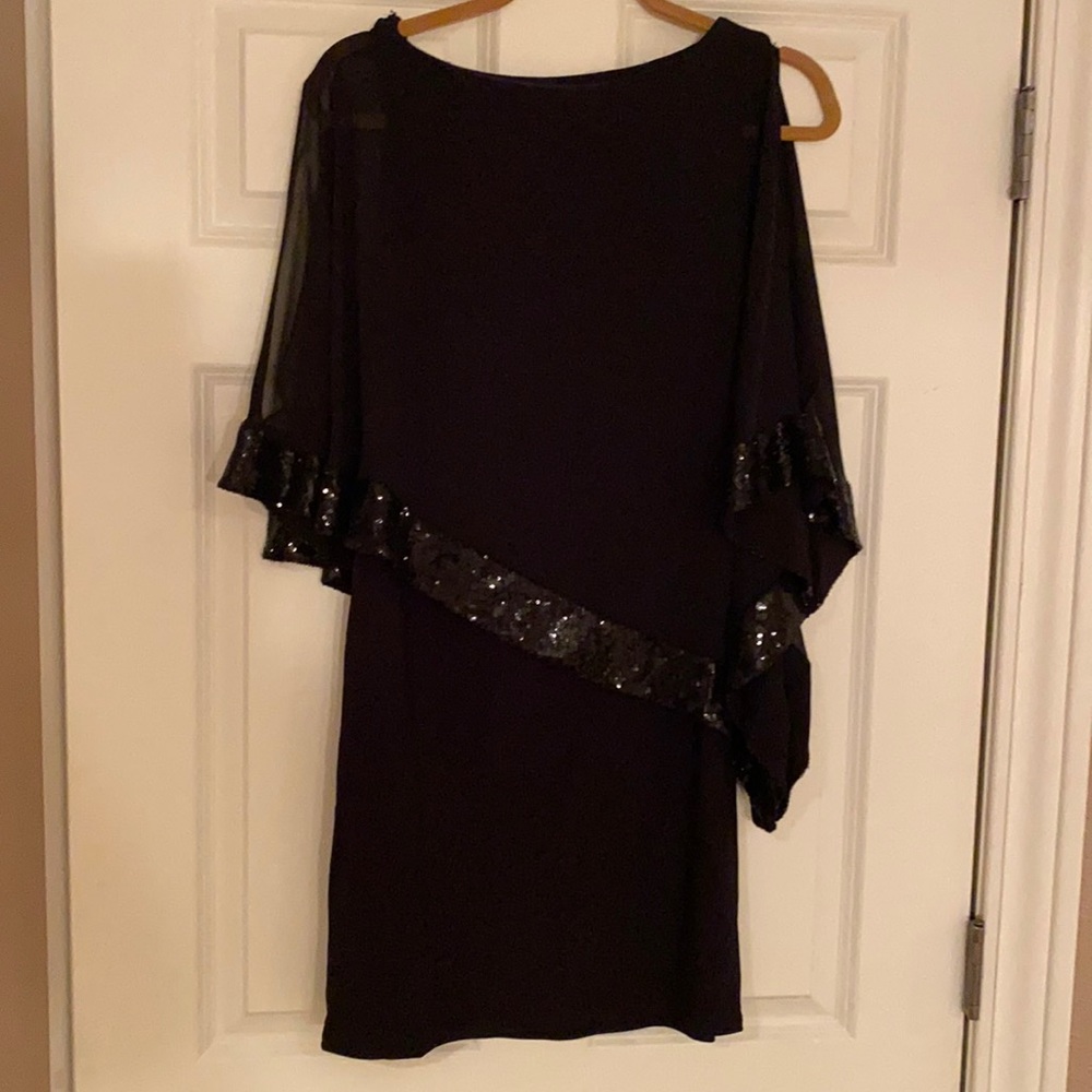 Beautiful CACHE dress black sz 4